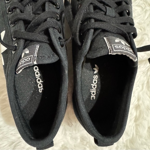 Adidas Nizza Sneakers in Black Size 6 - Picture 4 of 13